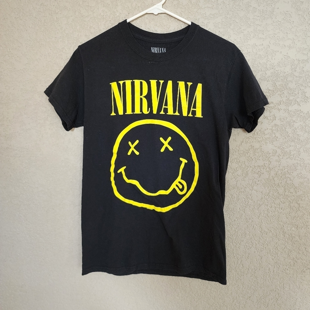 Nirvana band tee size small